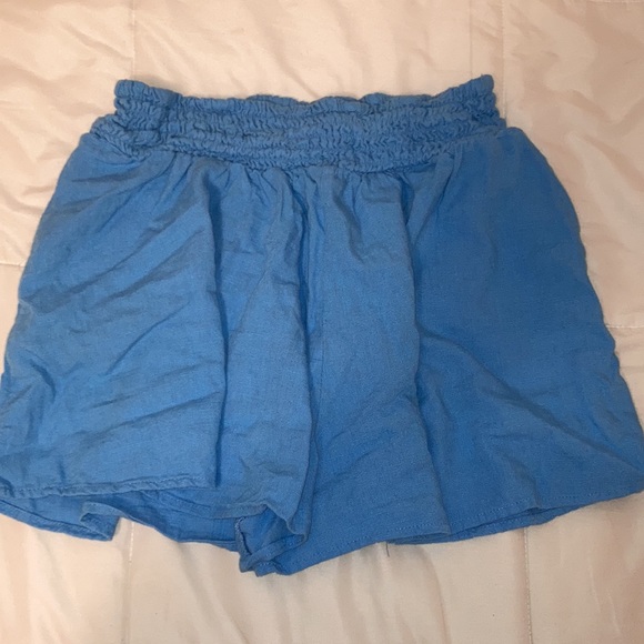 Flowy blue shorts - Picture 2 of 3